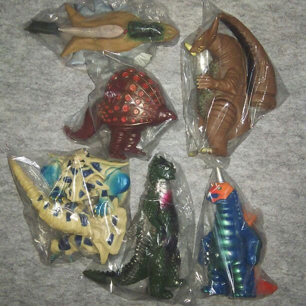 ウルトラマン ソフビ ２５個