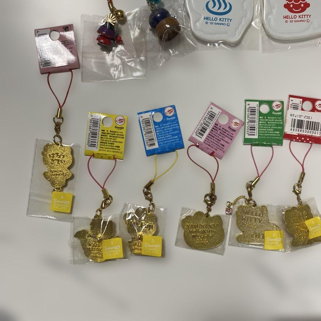 ハローキティ ご当地　ストラップ　ペンセット