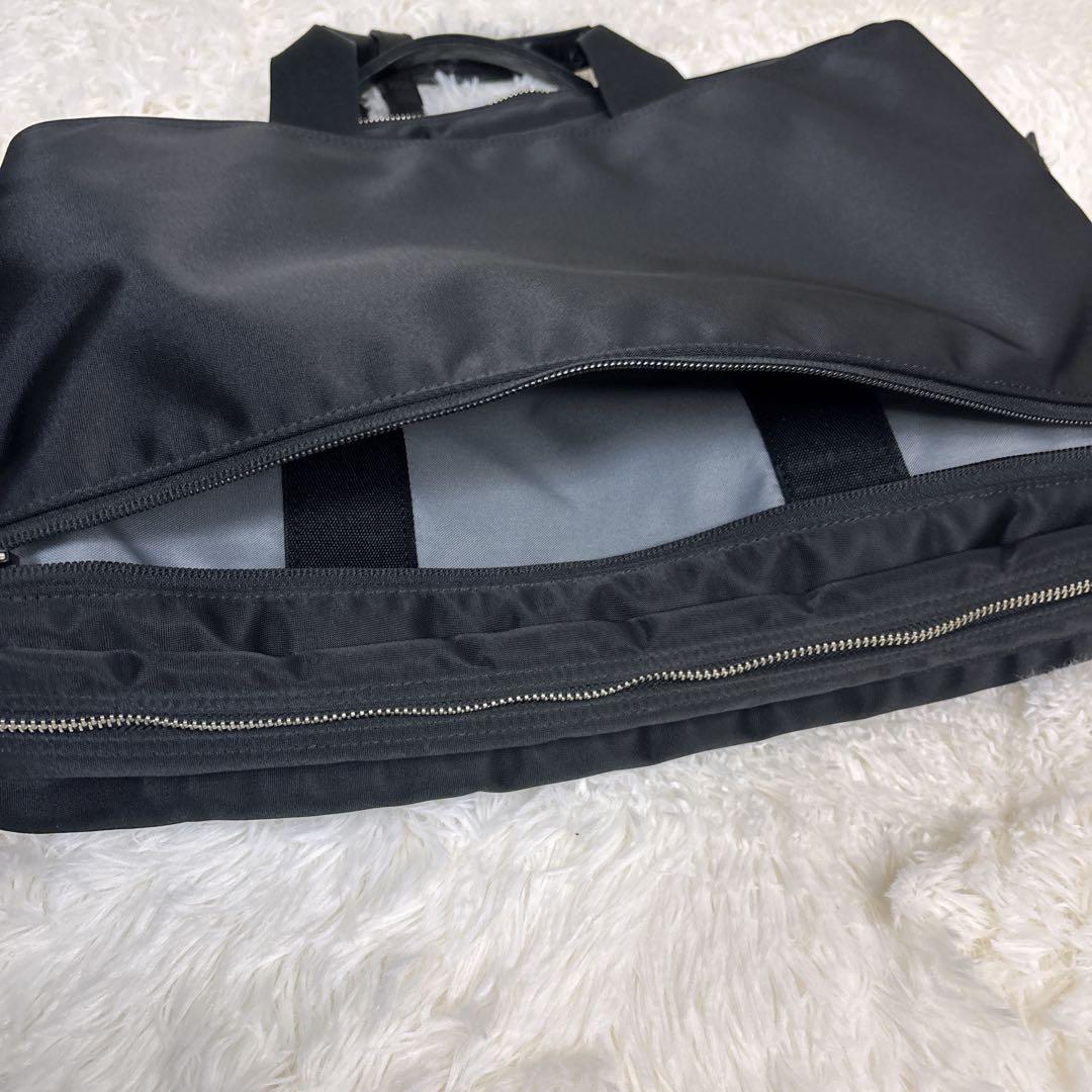 HAKO✨【美品 現行品 】PORTER LIFT ポーター リフト 黒