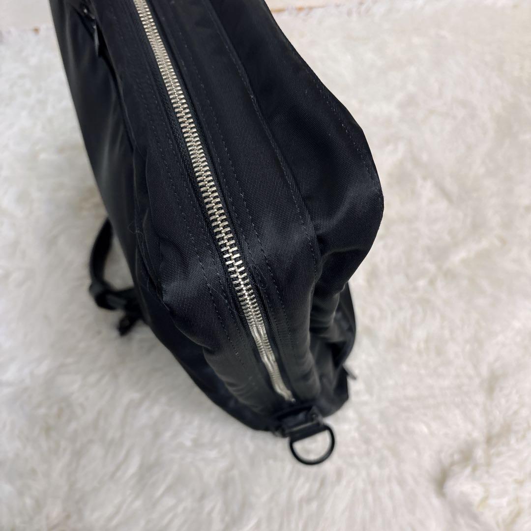 HAKO✨【美品 現行品 】PORTER LIFT ポーター リフト 黒