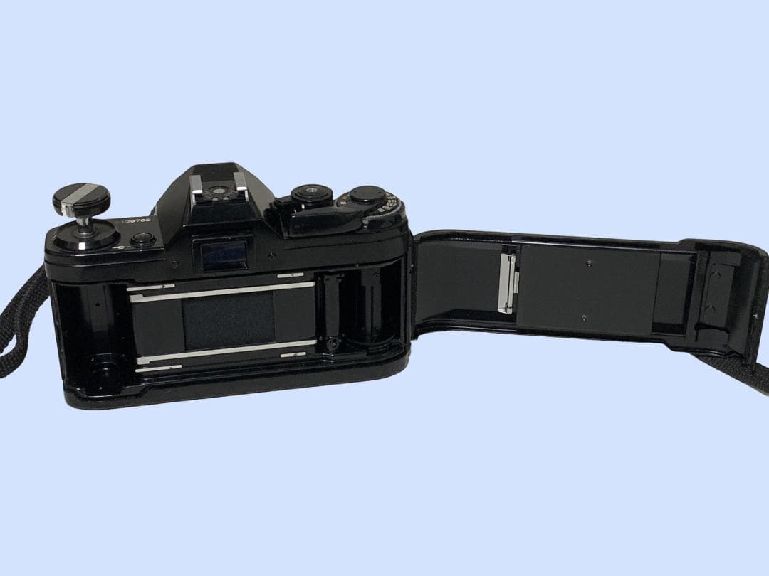 M7716 Canon AE-1 フィルムカメラ FD 50mm 1.4