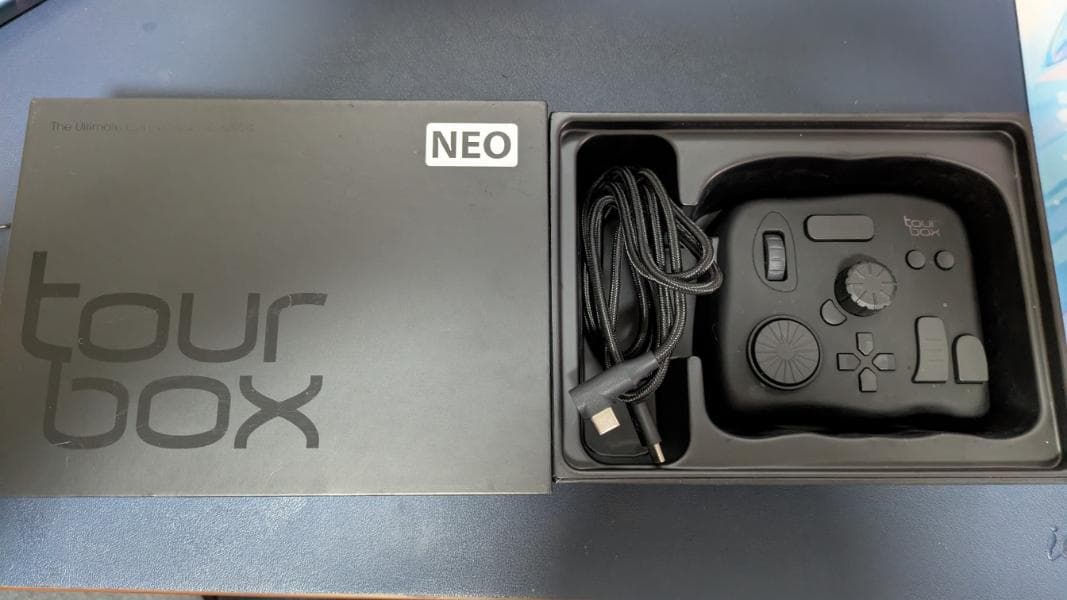 Tourbox NEO　ほぼ美品