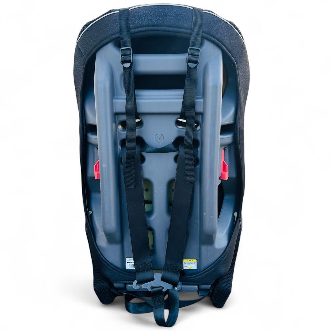 【極美品】Combi ジョイトリップ エッグショック　ジュニアシート ブラック