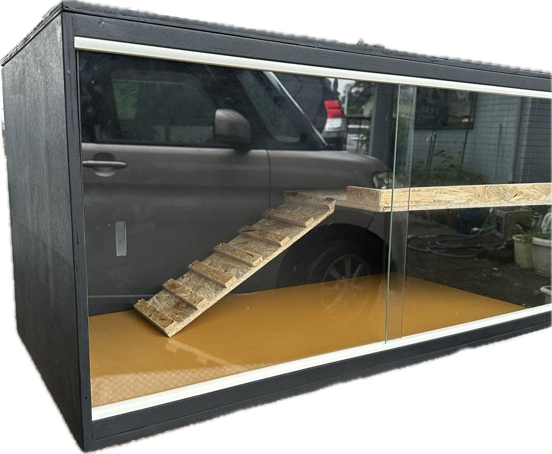 爬虫類ゲージ　※写真はオプション(別売り)2階&ガラス使用になります。