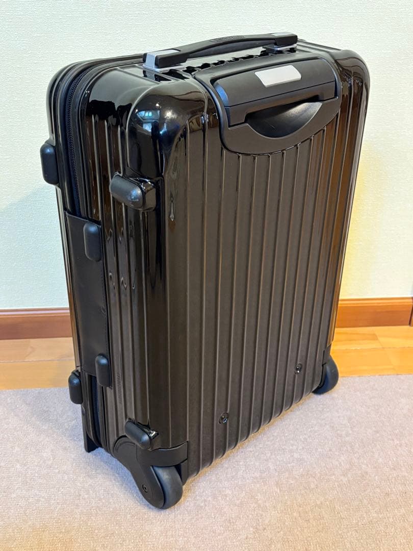 リモア サルサ 32リットル 2輪　日帰り〜1泊向けキャリーケース 中古品