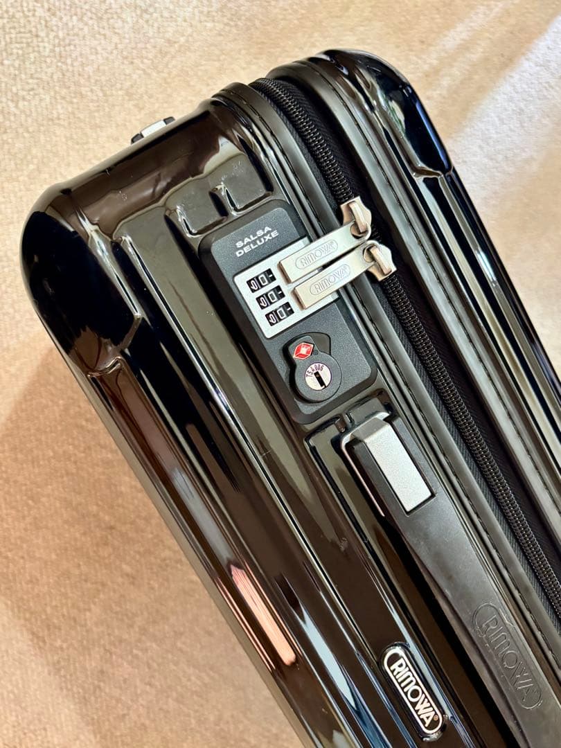 リモア サルサ 32リットル 2輪　日帰り〜1泊向けキャリーケース 中古品