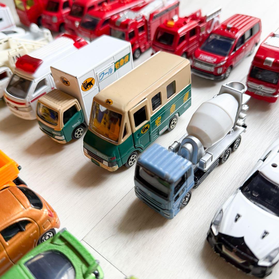 【トミカまとめ売り】65台＋お片付けコンボイ付き 非売品あり