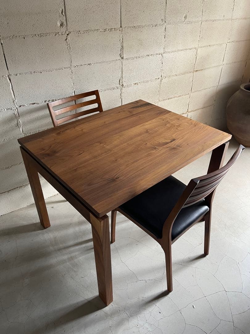 いろは　美品　高級　ウォールナット無垢材 ダイニングテーブル