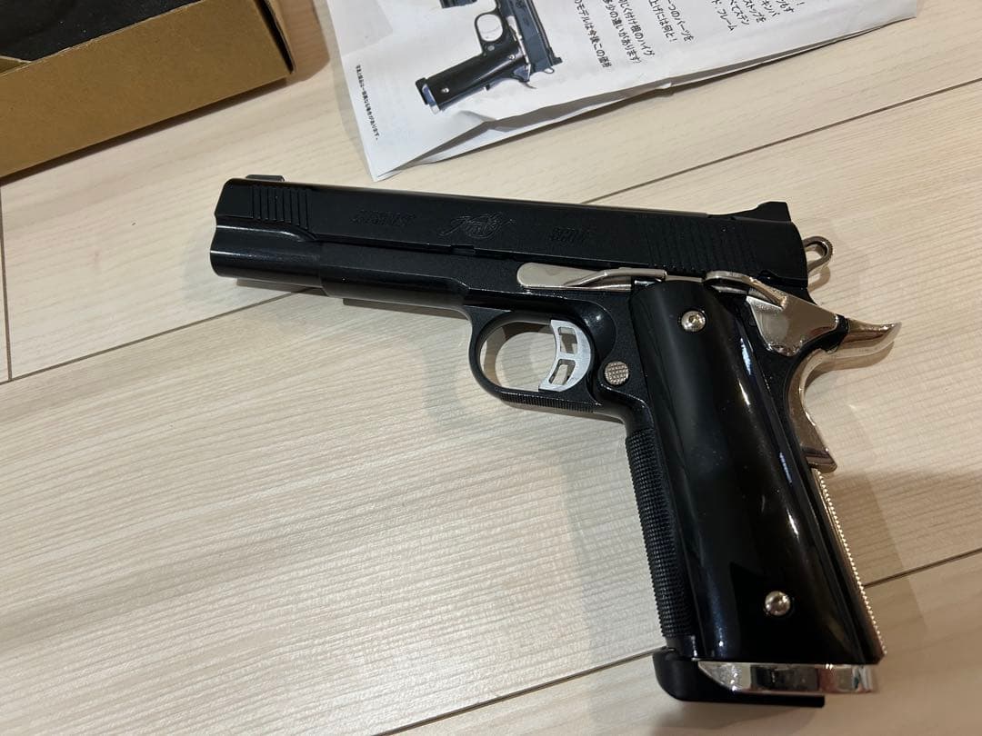 B.W.C.エクスペンダブルズ　キンバーゴールドコンバット2　BWC