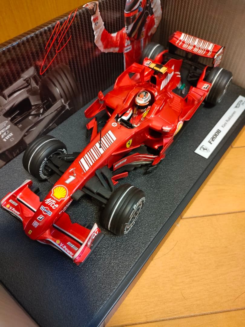 F1　フェラーリF2008 1/18キミ・ライコネン
