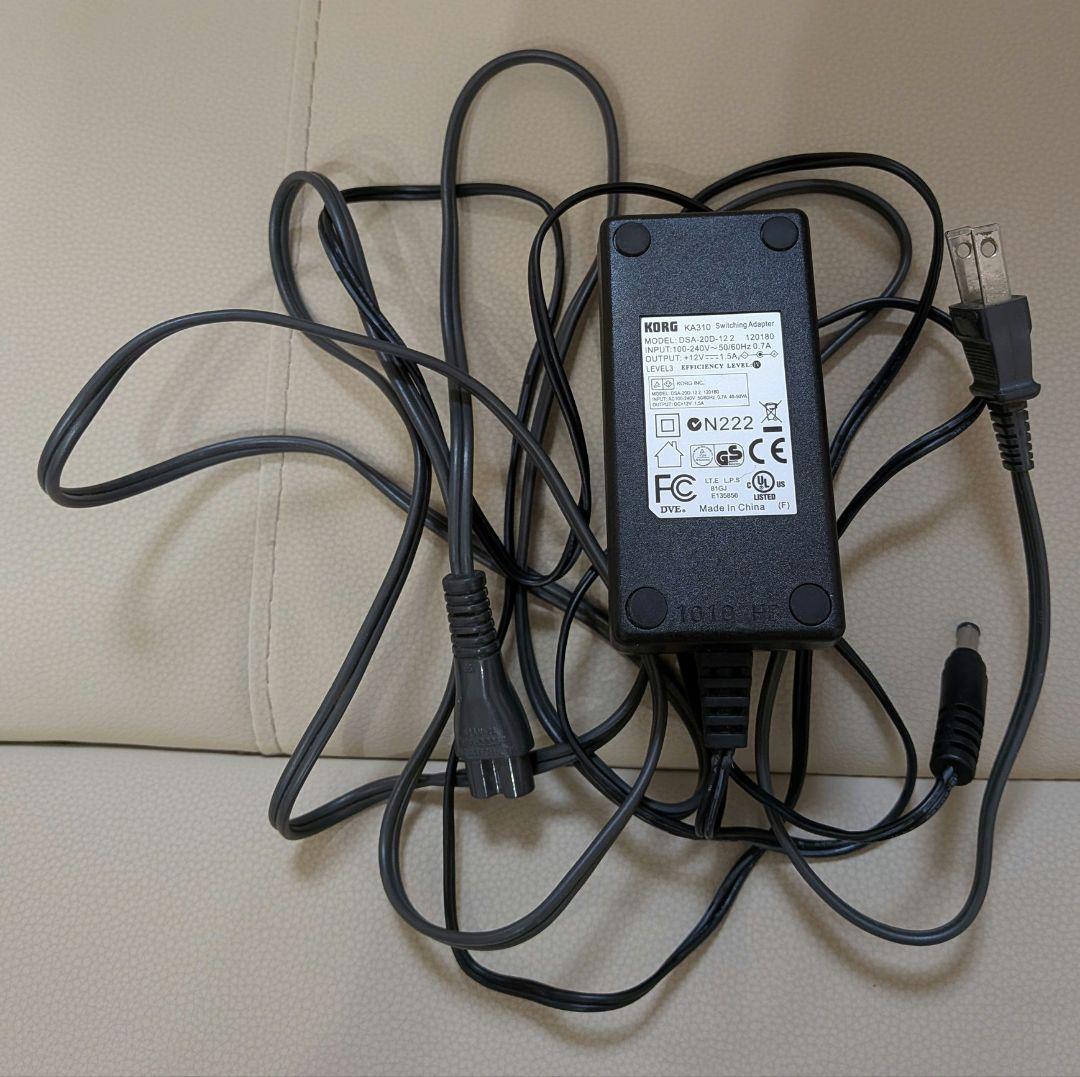 【希少】【現在製造中止】KORG R3 シンセサイザー キーボード