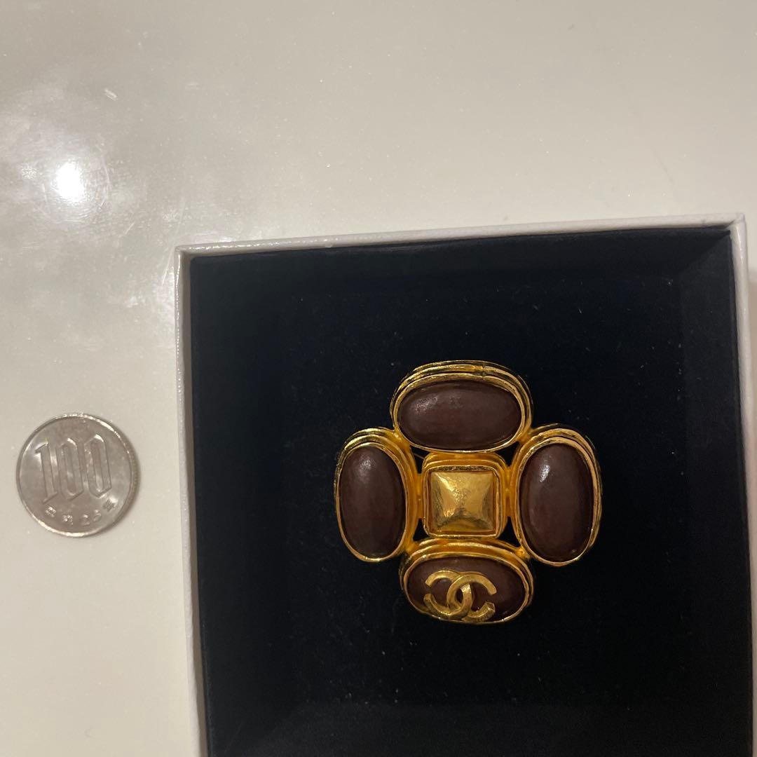新宿伊勢丹シャネルブティク購入CHANEL ウッド✖️ゴールド　ブローチ　未使用品