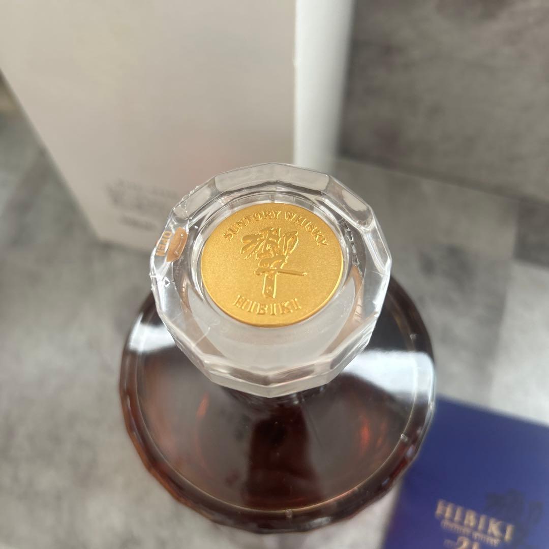 タ*ウ様 響　サントリーウイスキー 21年　金キャップ