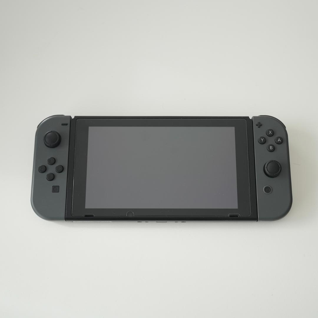 Nintendo Switch 本体 ブラック　ポーチ付