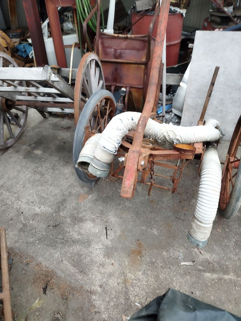 災害活動資材 赤 NO4　コンテナ