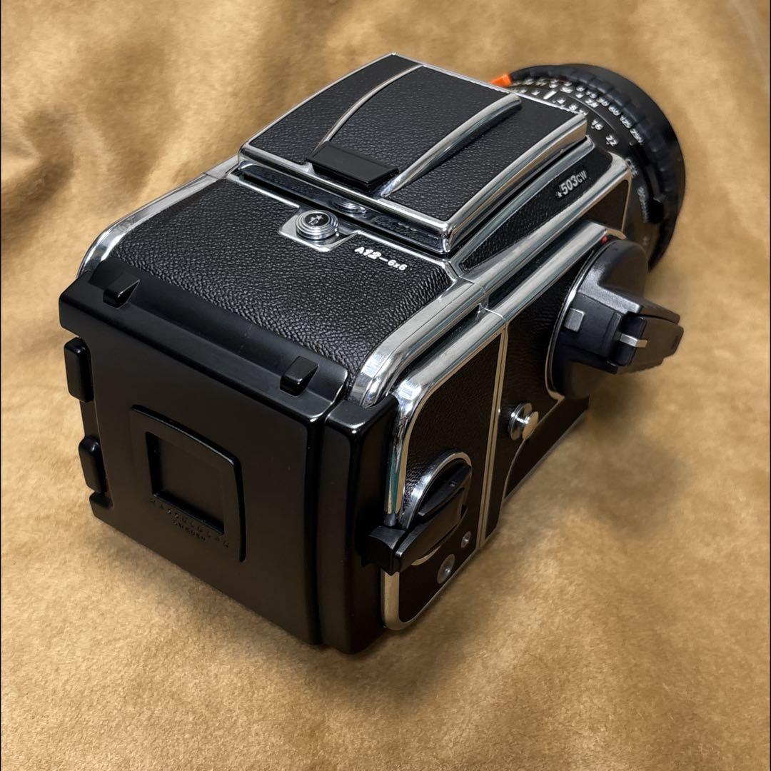 Hasselblad 503CW + CFE 80mm F2.8 中判カメラ