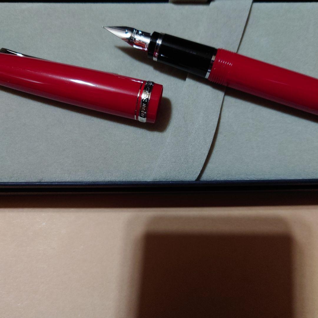 エラボー　樹脂　極細　万年筆　SEF　パイロット