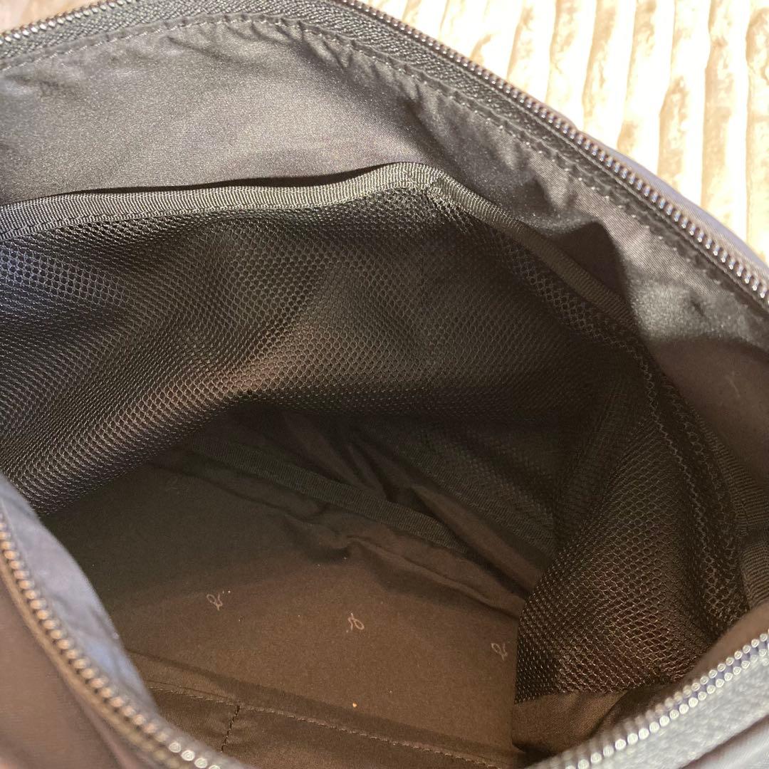 【美品•保証書付き】agnès b.（アニエスベー）ショルダーバッグ ブラック