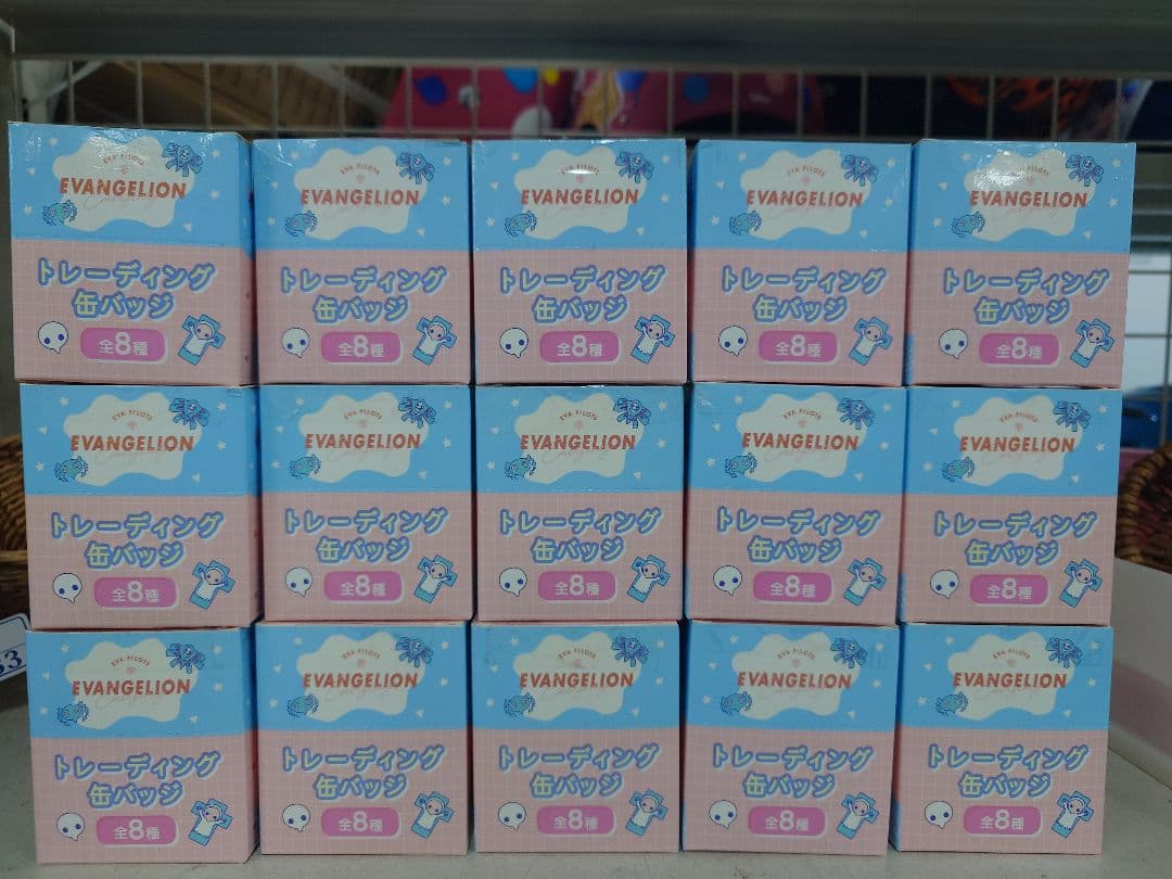 ① 新世紀エヴァンゲリオン トレーディング 缶バッジ　15箱　計240個