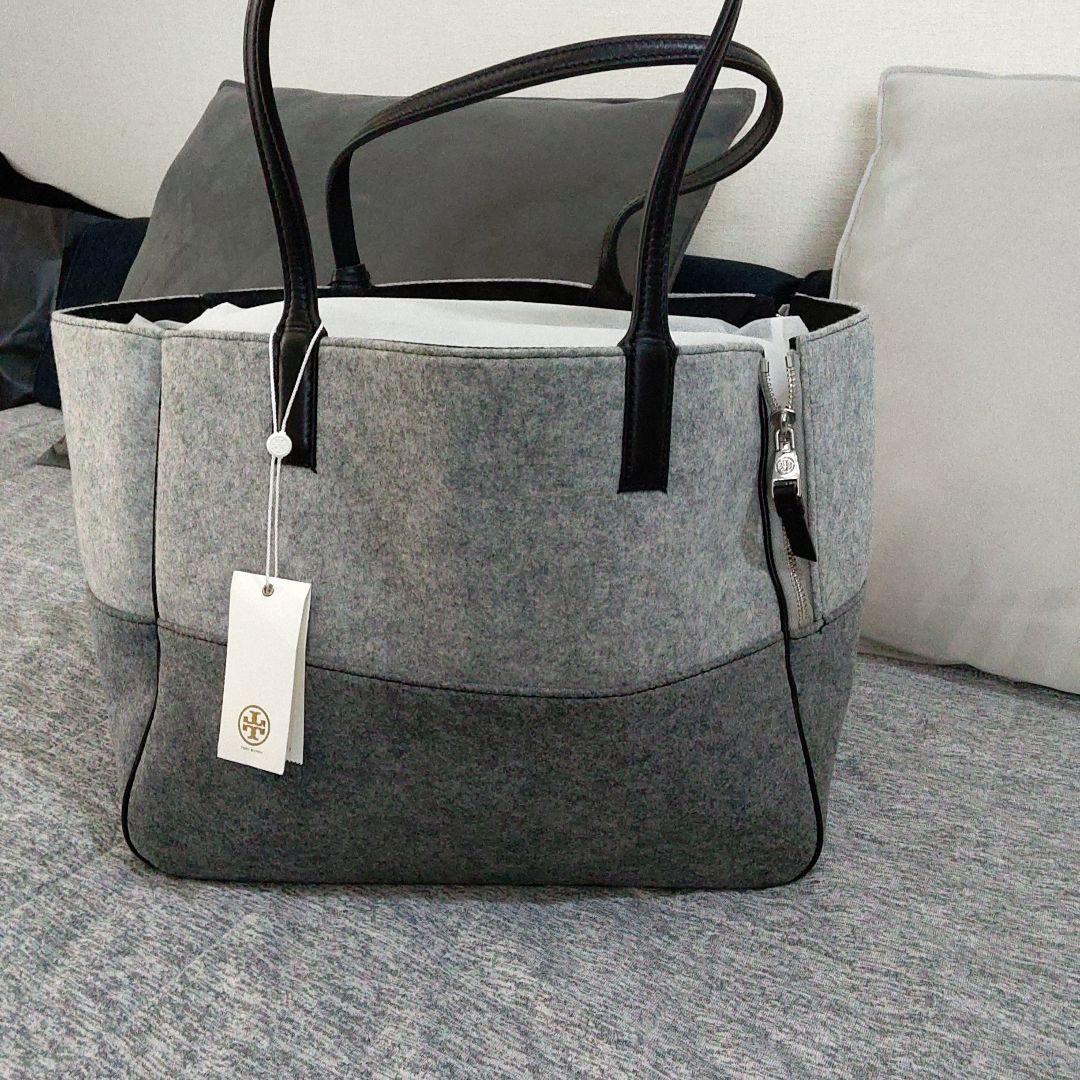 トリバーチ　小型犬用キャリーバック