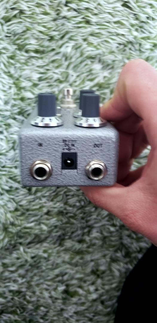 Fender Hammertone Space Delay エフェクトペダル