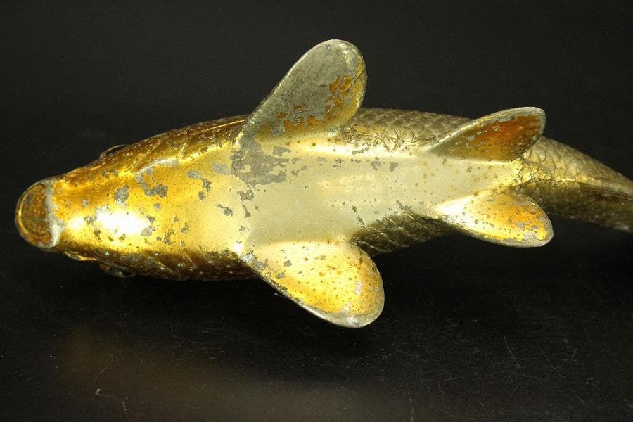 古い 鯉の置物 双魚 錦鯉(ZE457)