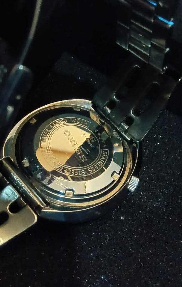 SEIKO 5スポーツ 復刻版　自動巻き腕時計　難あり