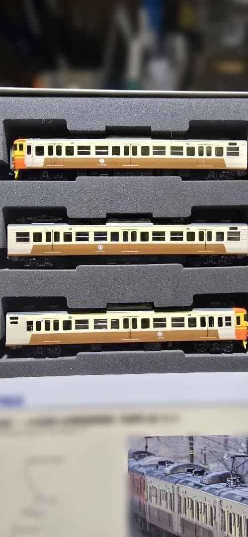 ロ*ト様 <新古品>【TOMIX 97925】しなの鉄道115系 台湾自強号色