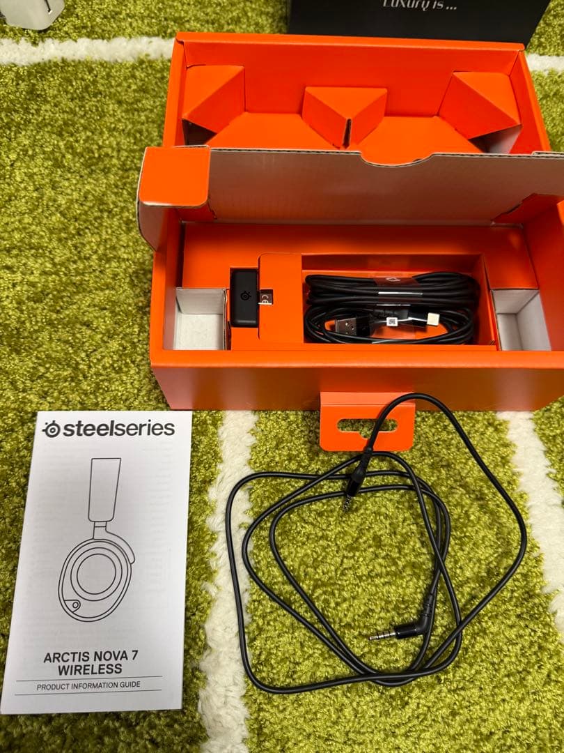 ヘッドホン SteelSeries Arctis Nova 7 Wireless