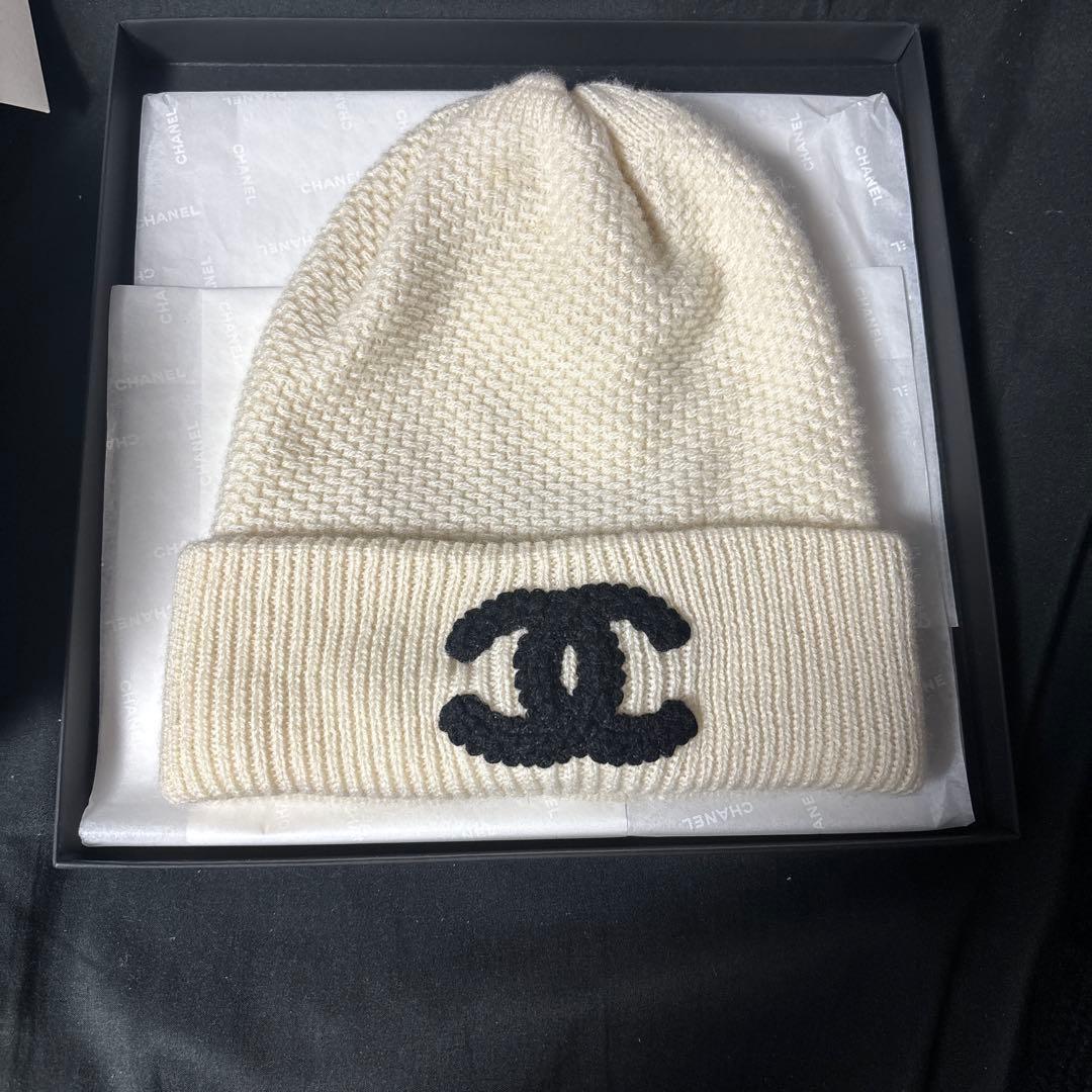 シャネル　ニットキャップ　ビーニー 24B CHANEL ホワイト　白　ニット帽
