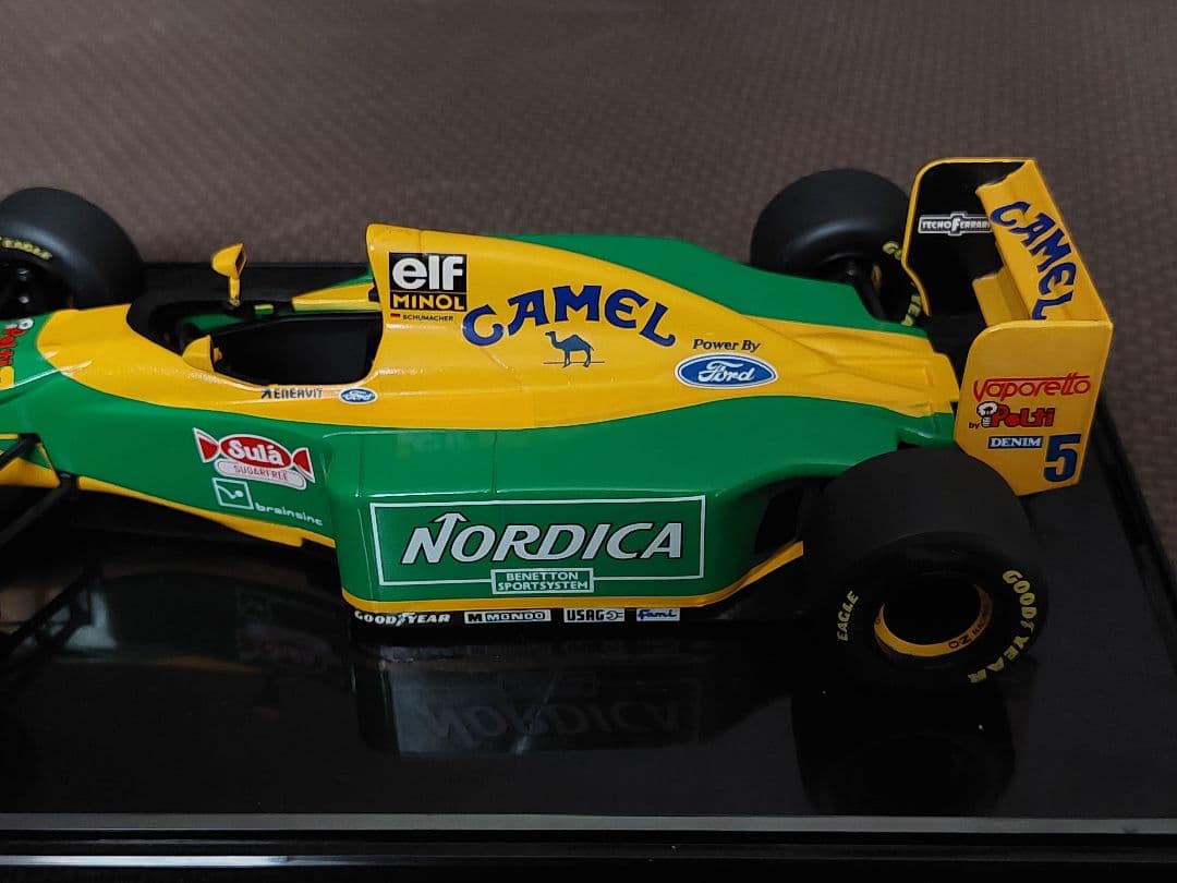 1/18 #5 Benetton B193 M.シューマッハー CAMELロゴ