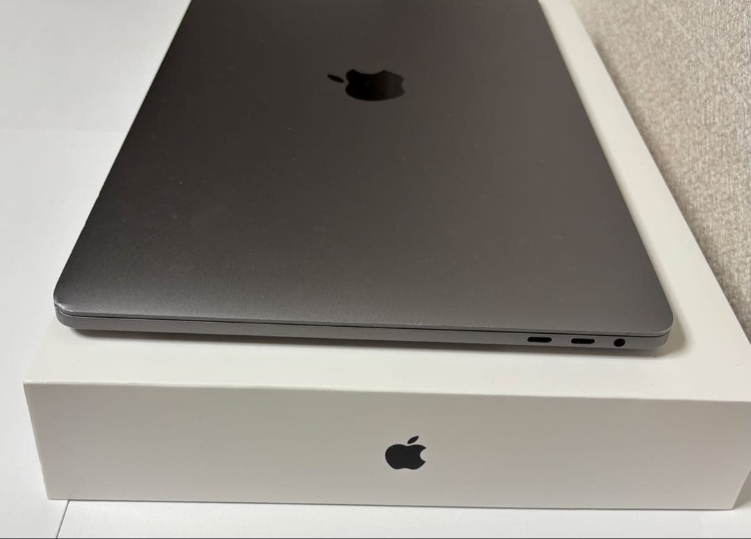 スバル様　MacBook Pro 13インチ 16GB 1TB スペースグレー