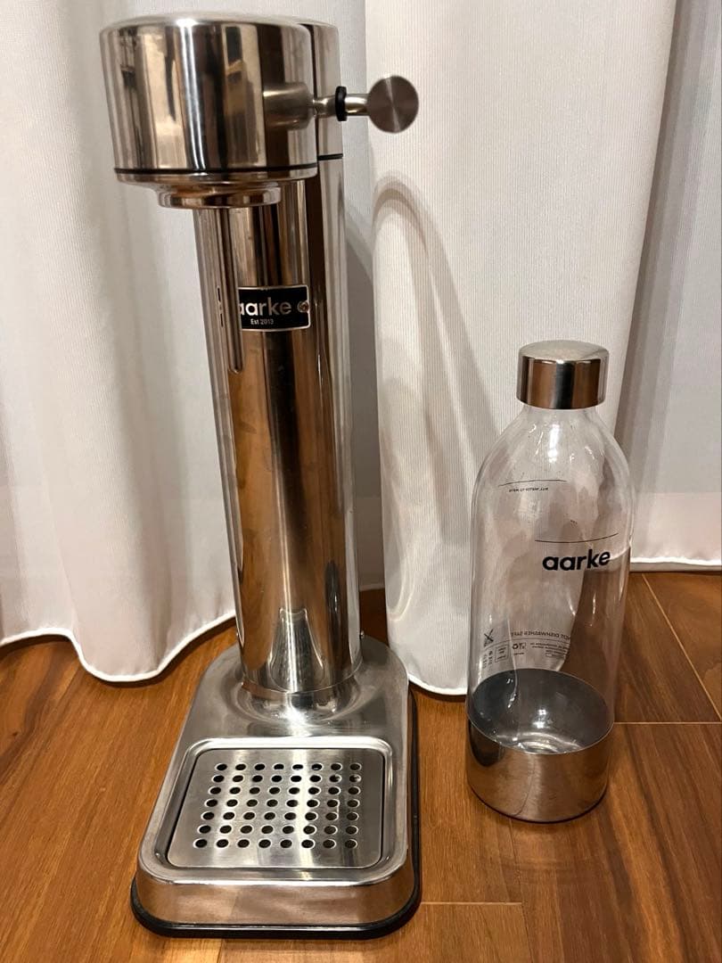 【特価】aarke 炭酸水メーカー ステンレス 炭酸ガス・取説付き