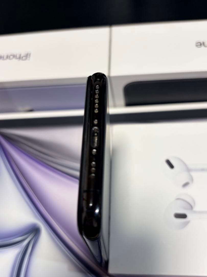 【新品電池＆新品画面】iPhone 11 Pro 256GB SIMフリー