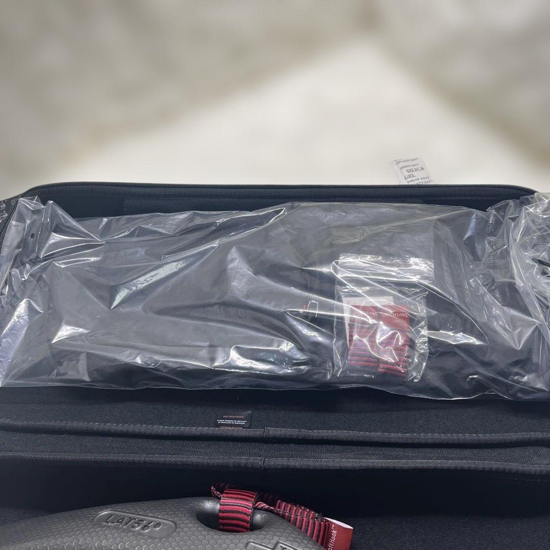 未使用　Lat56° Garment Bag ガーメントバッグ RP01 20L