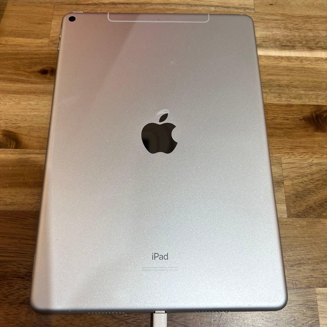 M867 SIMフリーiPad Air 3rd Gen 64GB