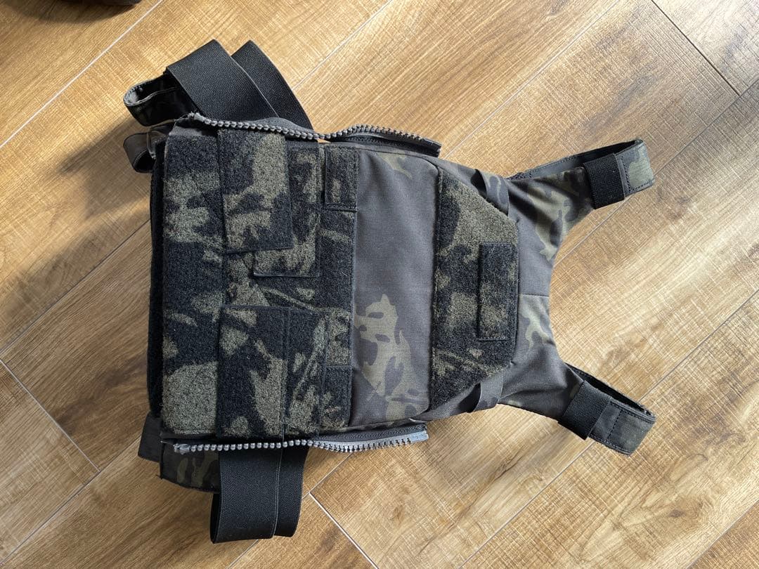 x115xTAYLOR P15 プレートキャリア マルチカムブラック