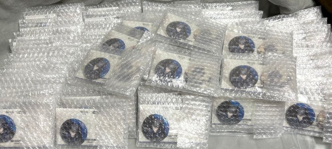 アークナイツ ロゴス 缶バッジ