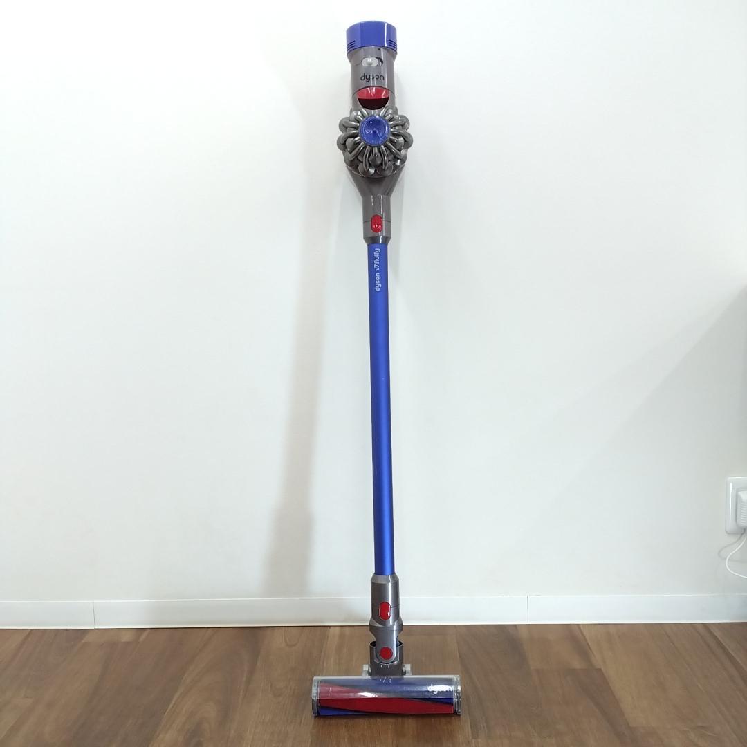 若《KKOFE》Dyson V7 コードレス掃除機　ジャンク品