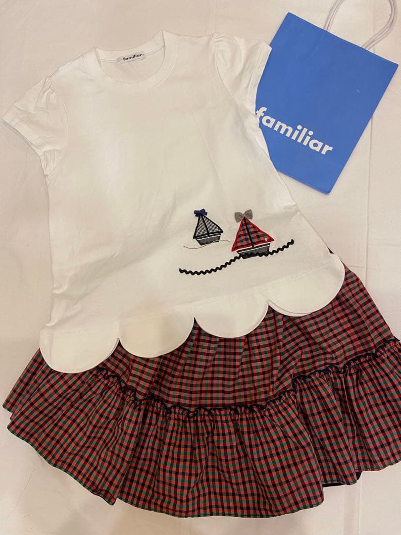 【美品】ファミリア　上下セット130センチ