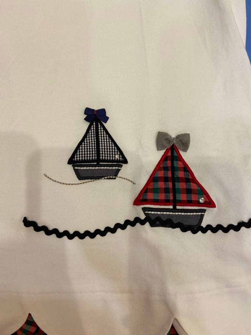 【美品】ファミリア　上下セット130センチ