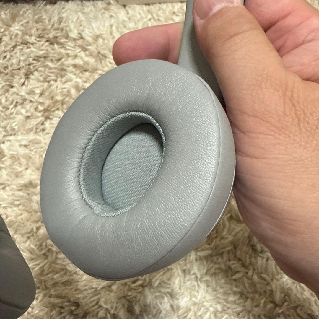 beats solo3 wireless Mickey's 90th 限定　美品