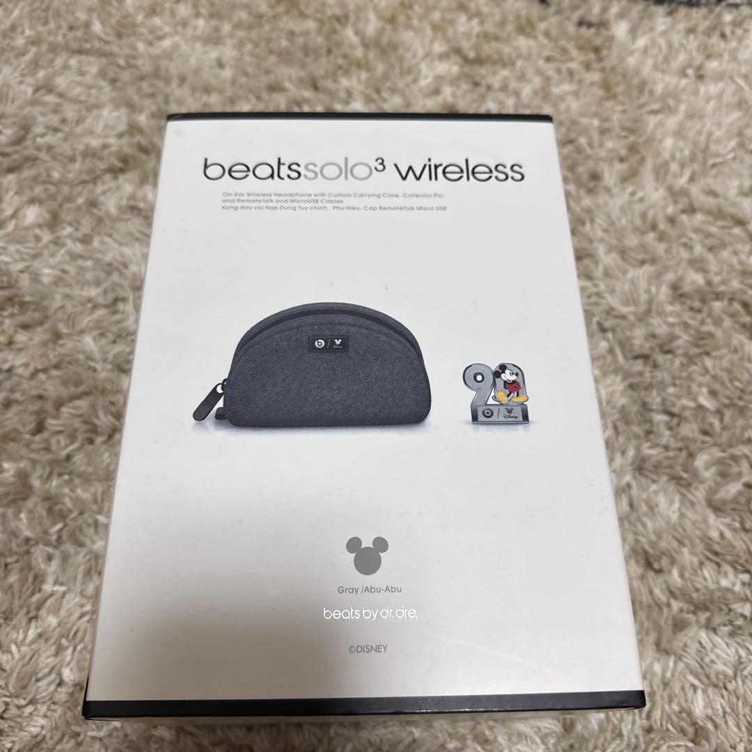 beats solo3 wireless Mickey's 90th 限定　美品