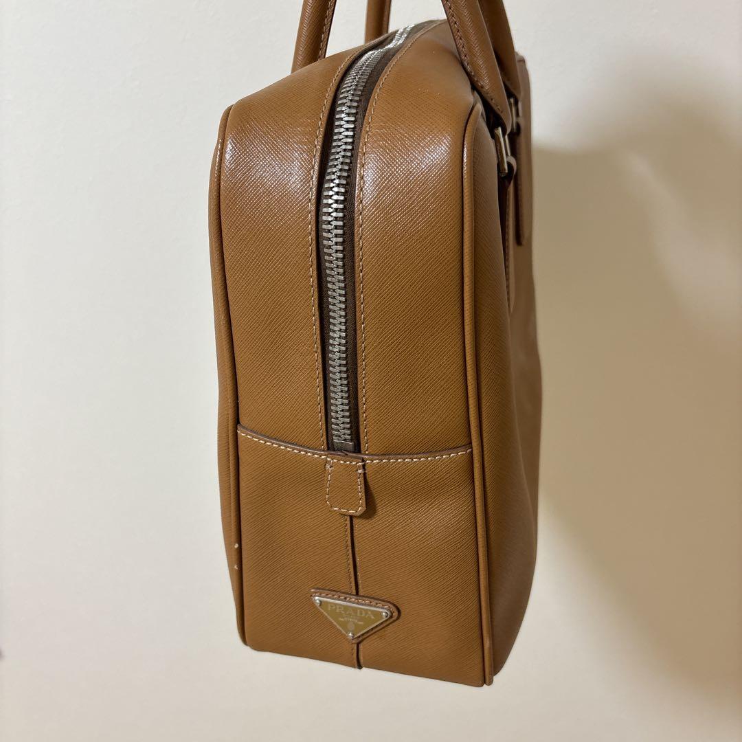 プラダ ビジネスバッグ ブリーフケース SAFFIANO TRAVEL