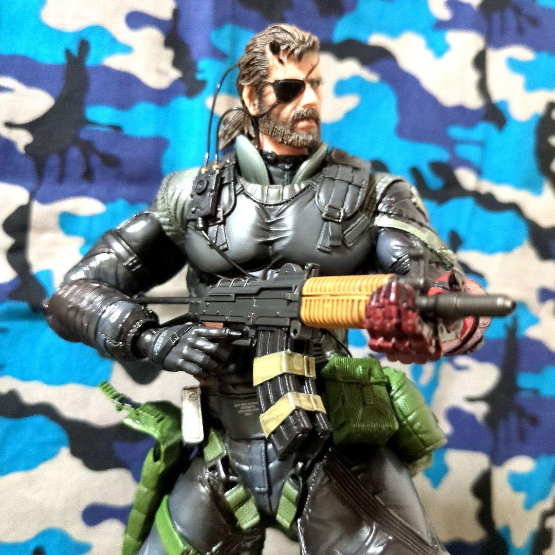 プレイアーツ改 メタルギアソリッド５ ヴェノムスネーク(中古品•ブリスター破損)