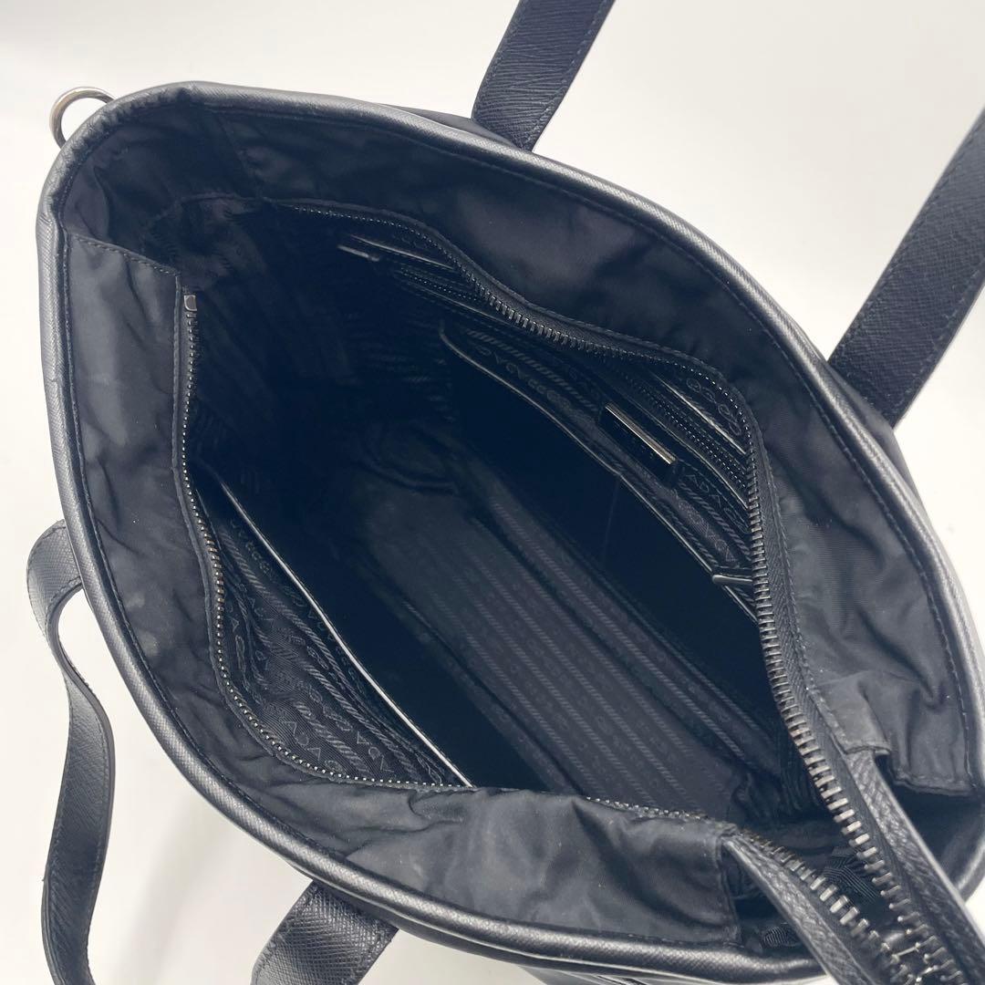 PRADAトートバッグ 2way ビジネス テスートサフィアーノ 三角ロゴ　黒