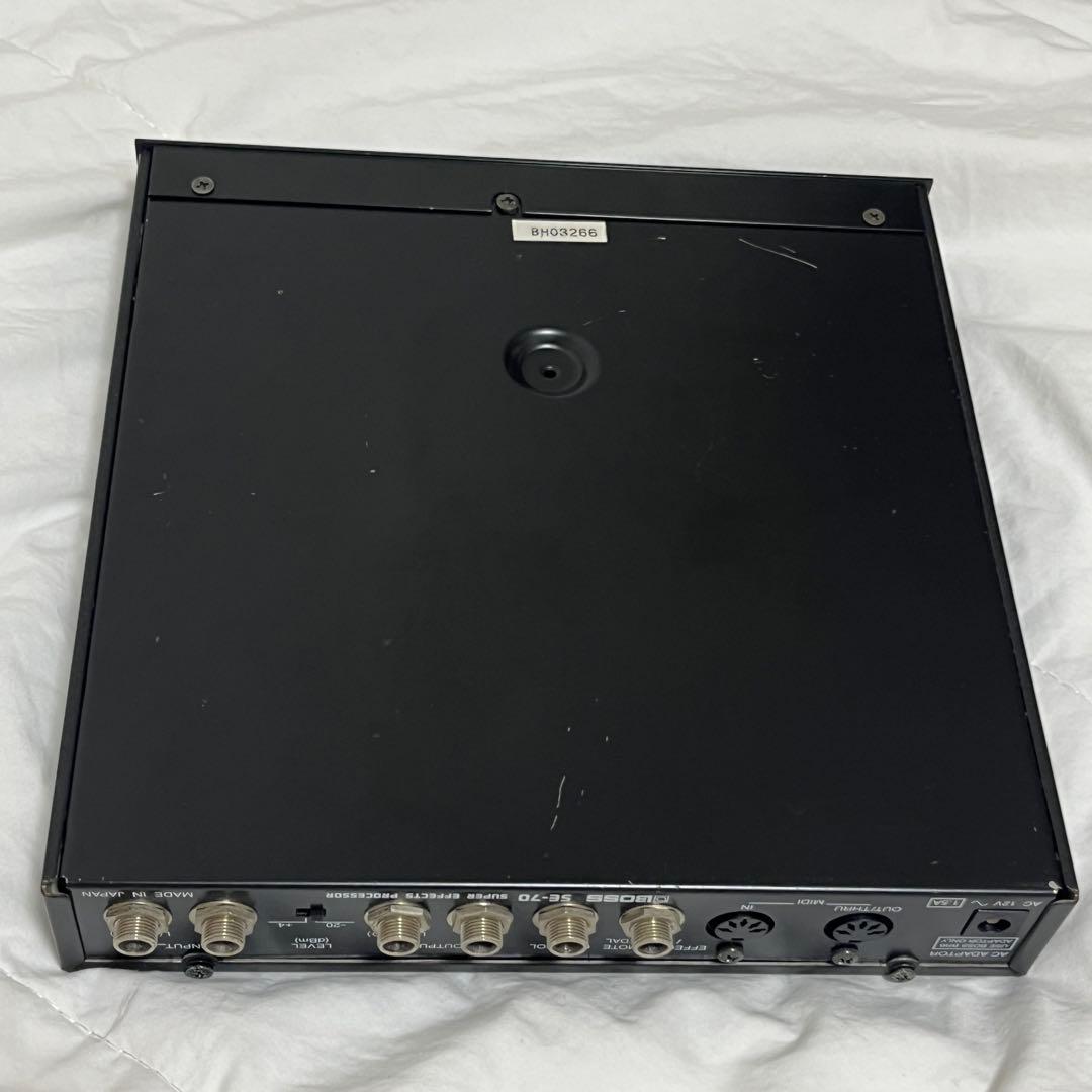 BOSS SE-70 エフェクトプロセッサー