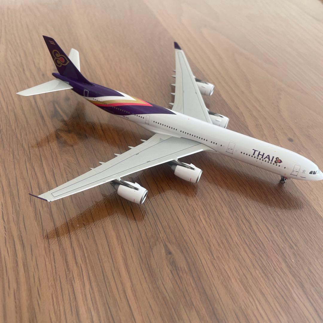 航空機・ヘリコプター THAI Airbus A340-500 1:400