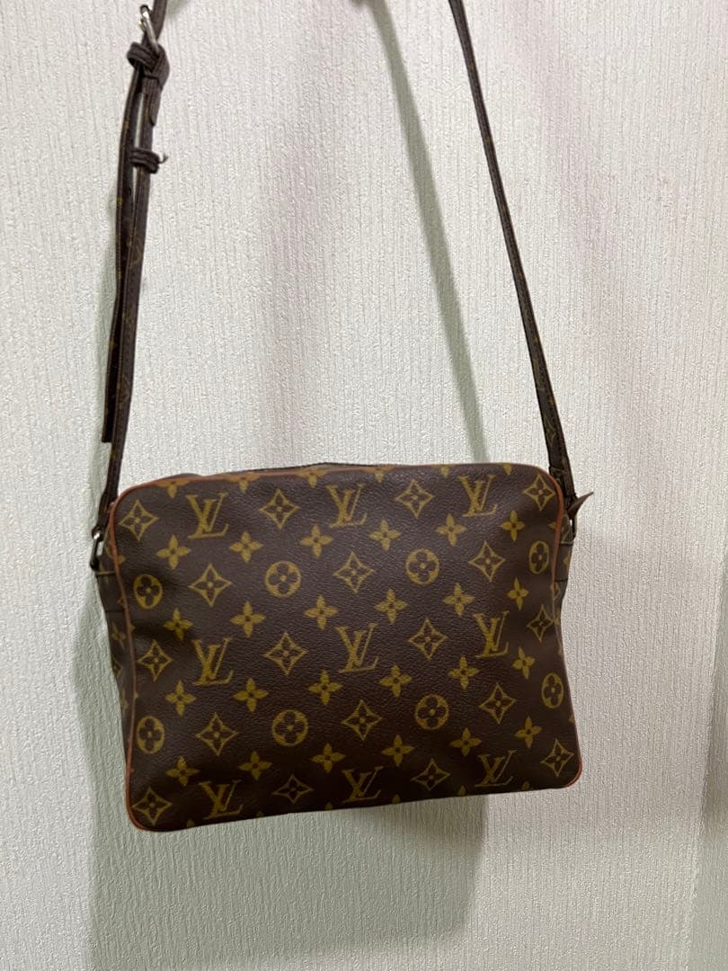 ルイヴィトン　LOUISVUITTON バッグ　ショルダーバッグ