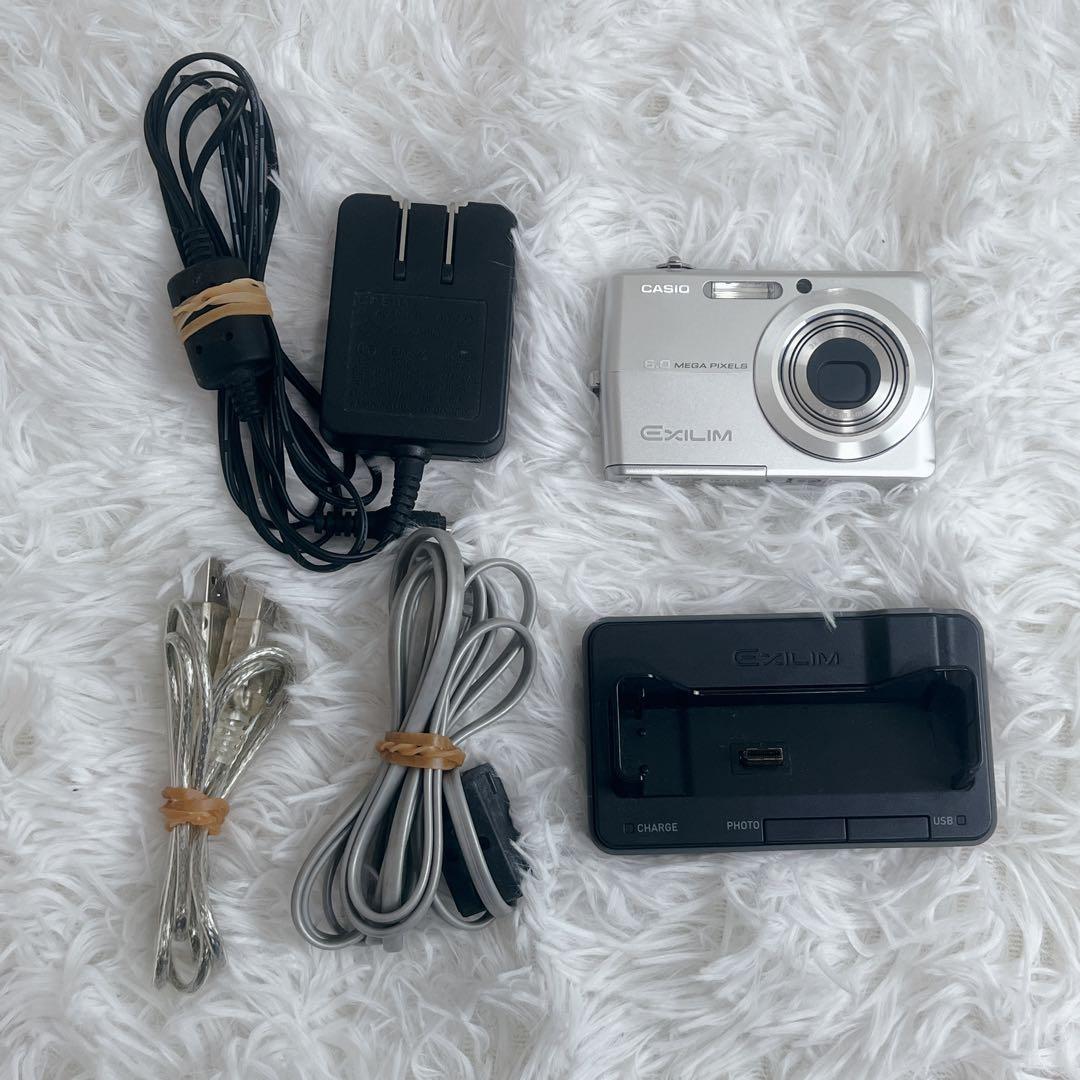 稼動品 CASIO EXILIM EX-2600 シルバー コンデジ デジカメ